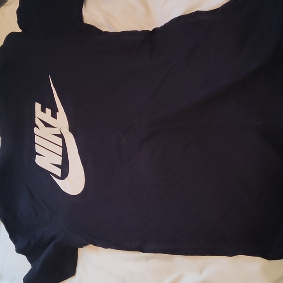 Medium Nike T-shirt - Picture 1 of 2